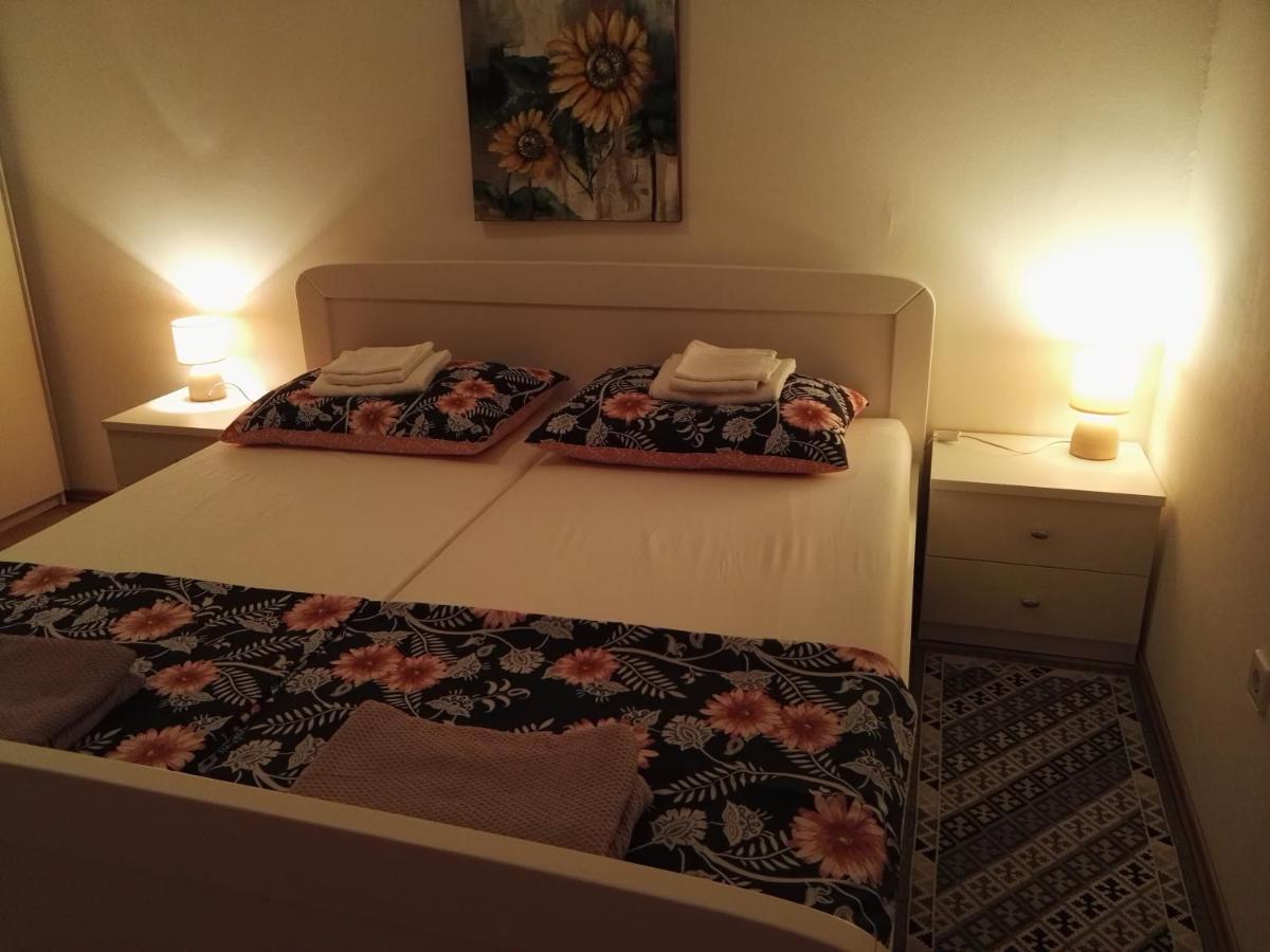 Mara Apartman Póla Kültér fotó